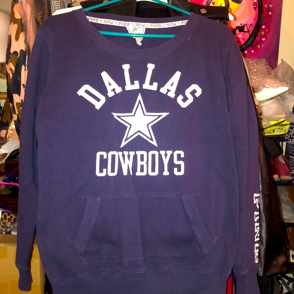 Gently used VS pink dallas Cowboys sweater